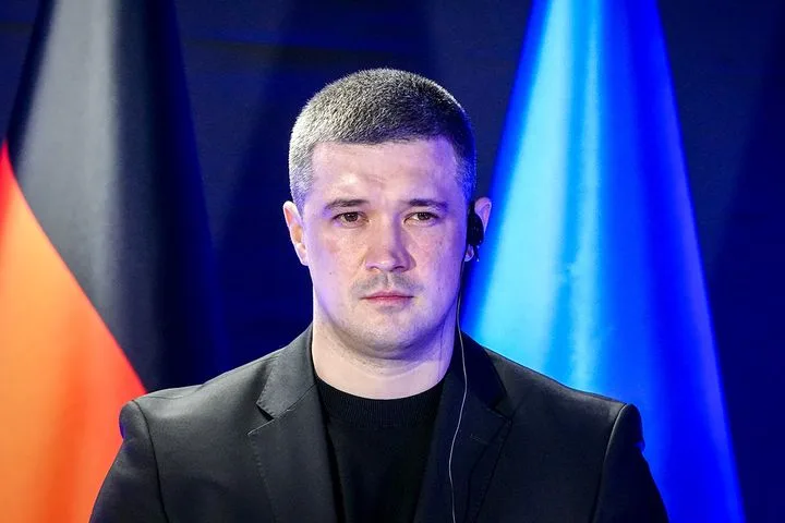 Италия в шоке: экс-министр обороны Украины стал советником Минобороны. Кому это выгодно?