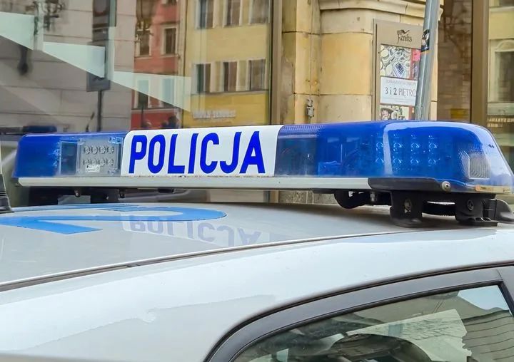 Загадочный инцидент в Польше: воронка в поле и антитеррор