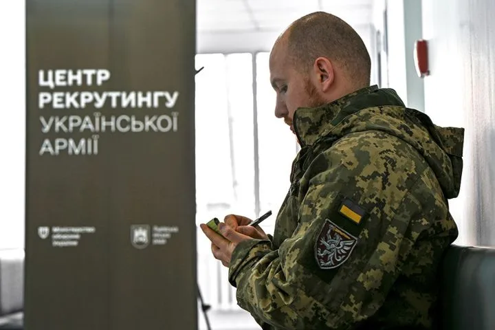 События во Львове: инцидент с участием иностранцев и представителей военкомата