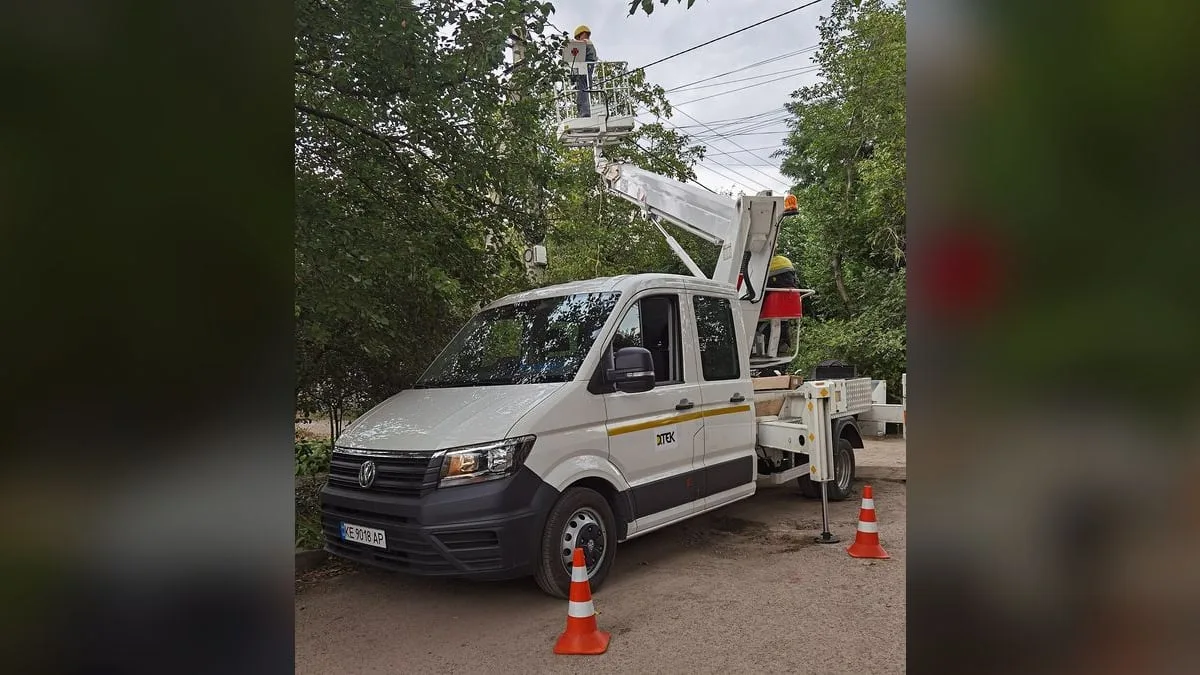 Полтора часа со светом: Киев погружается в кромешную тьму